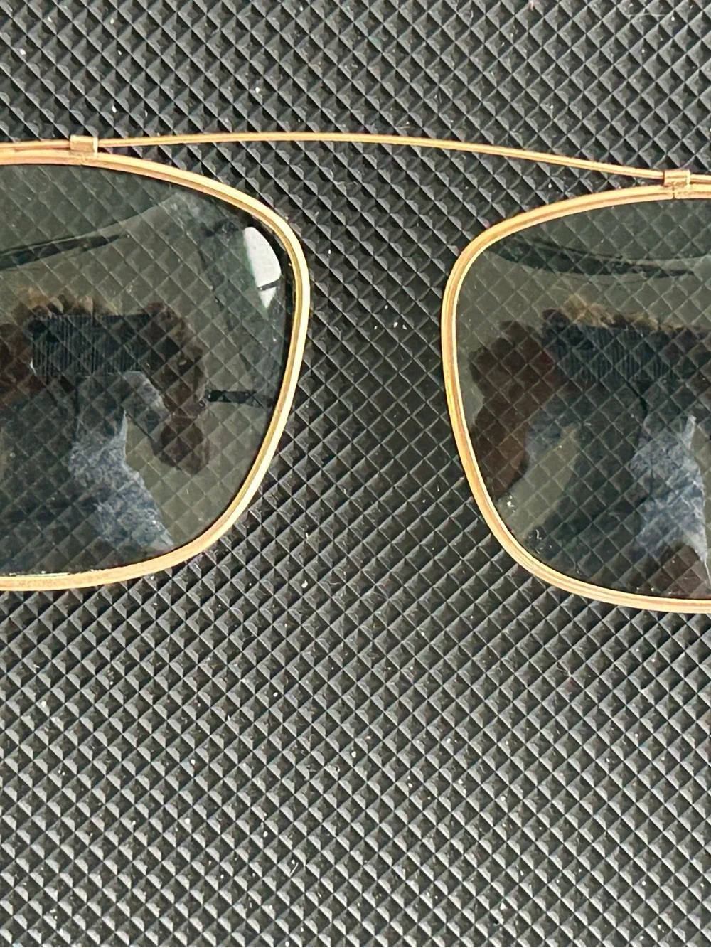 Unbranded Vintage gold frame clip-on Sunglasses Polarized